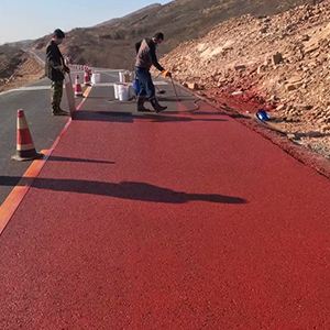 米林一是彩钢瓦喷漆翻新，地面喷涂
